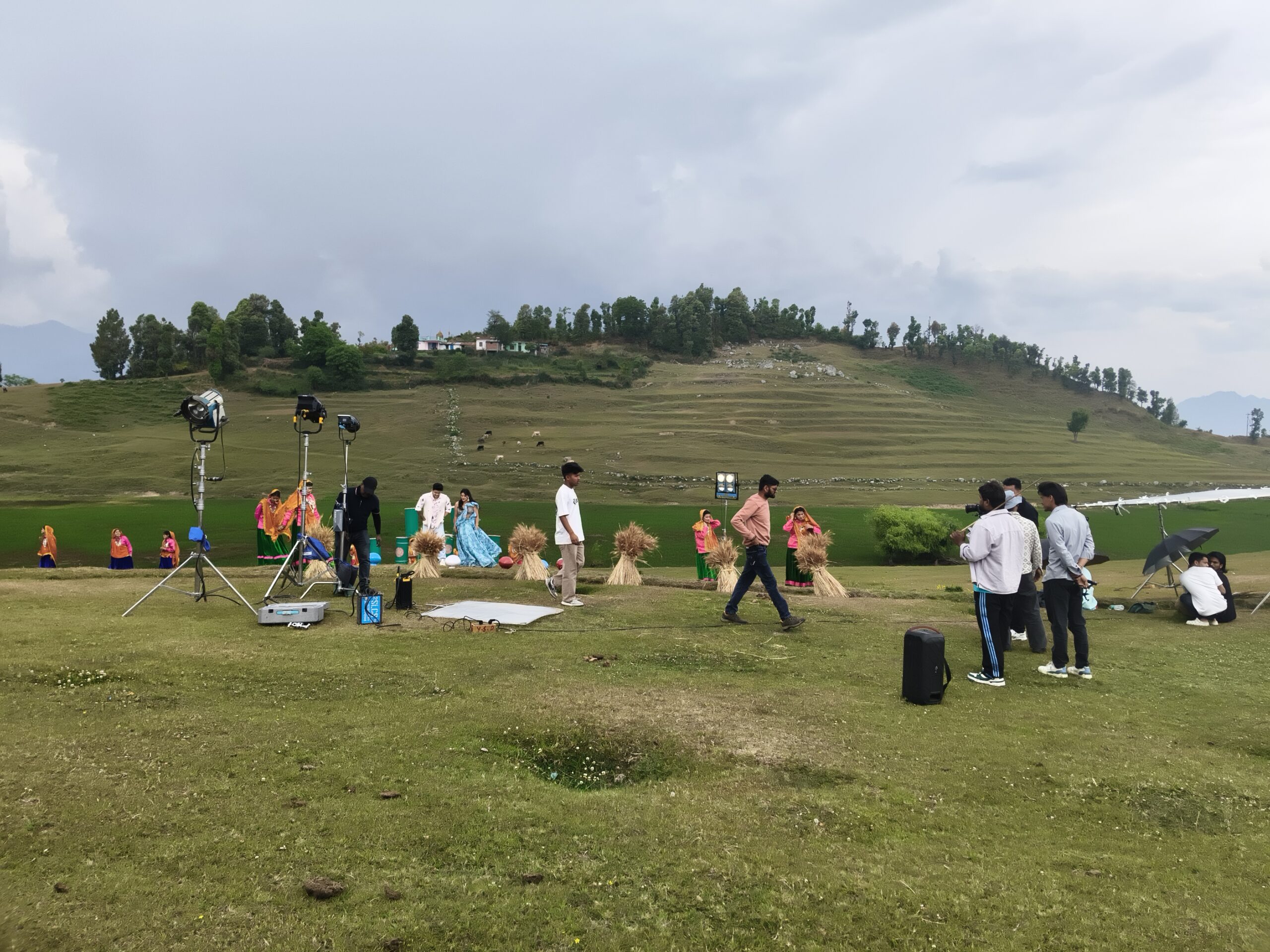 Mashakbeen film crew and actors on outdoor mountain location in Uttarakhand